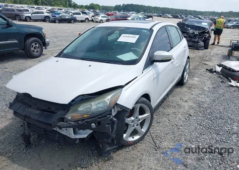 2012 Ford Focus Titanium из США, поврежденный, VIN 1FAHP3J22CL288077